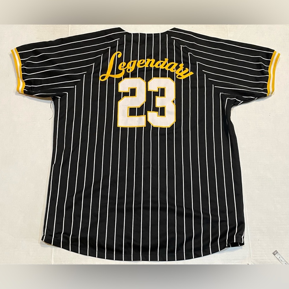Bare Fox Queen Black Striped Chicago Cubs Jersey Legendary No 23 Women’s 3 Curvy - Picture 4 of 5